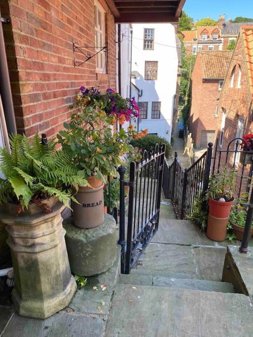 Abbey View Cottage Уитби Экстерьер фото